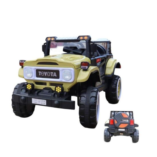 صورة سيارة أطفال كهربائية تويوتا مع إضاءة وموسيقى